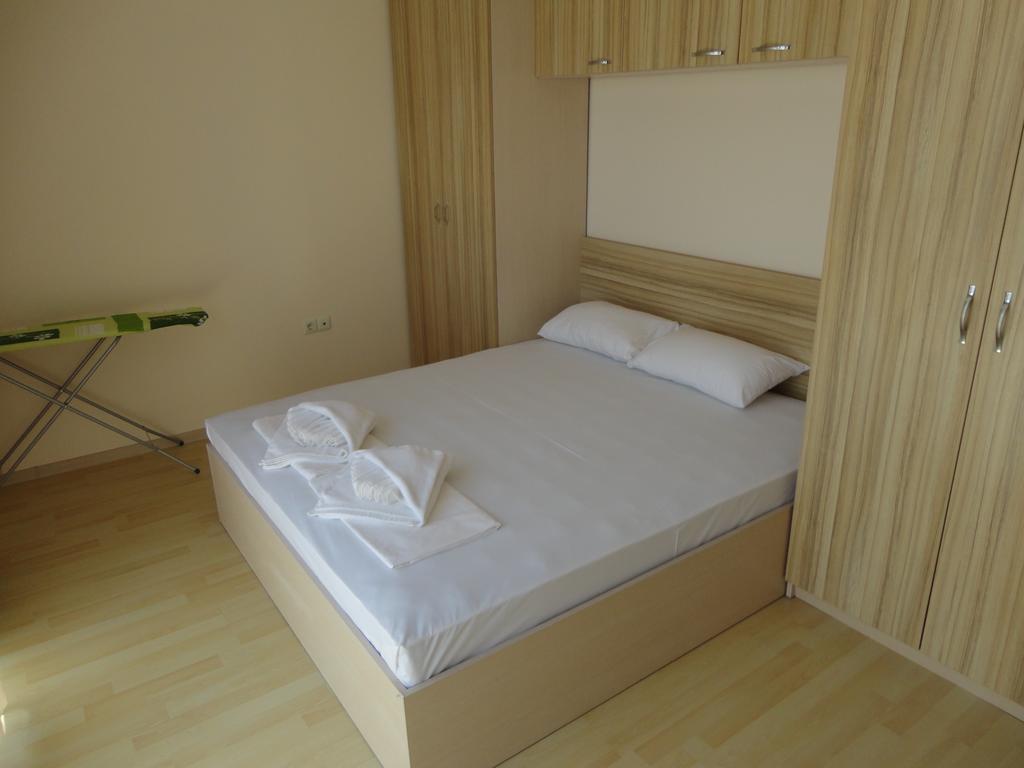 Apartments In Kabacum Златни пясъци Стая снимка